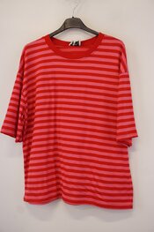 Garde-robe - T-shirt - Rood