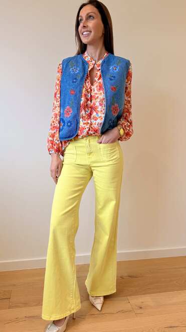 Statement Colour or Timeless White