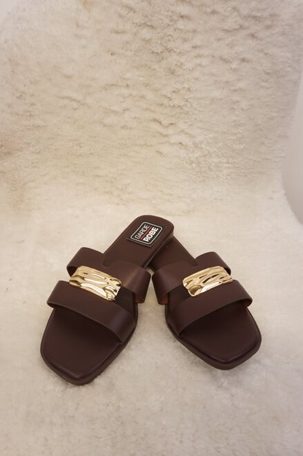 Garde-robe - Sandalen - Bruin