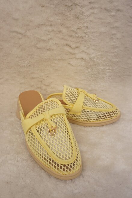 Garde-robe - MOCASSINS - Geel