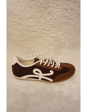 Garde-robe - Sneakers - Bruin