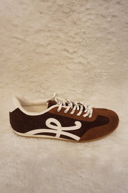 Garde-robe - Sneakers - Bruin