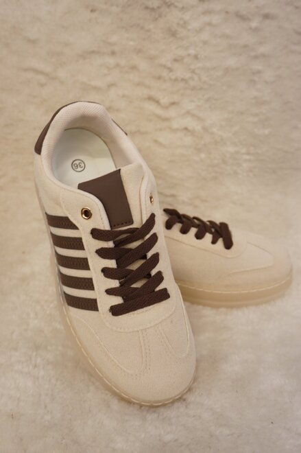 Garde-robe - Sneakers - Beige