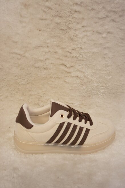 Garde-robe - Sneakers - Beige