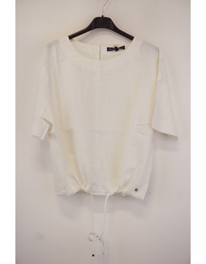 Red Button - Top - Ecru