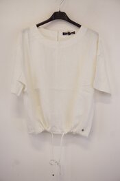 Red Button - Top - Ecru