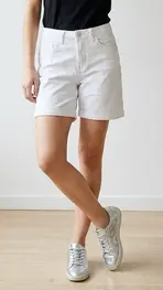 Garde-robe - Short - Wit