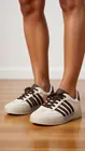 Garde-robe - Sneakers - Beige