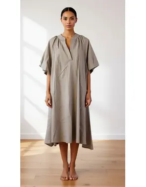 Garde-robe - Halflang Kleedje - Taupe
