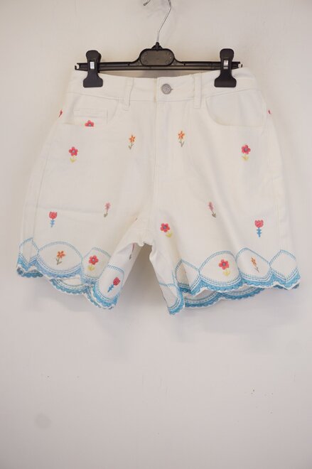 Garde-robe - Short - Wit