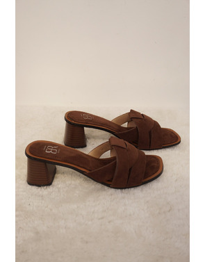 Garde-robe - Sandalen - Bruin