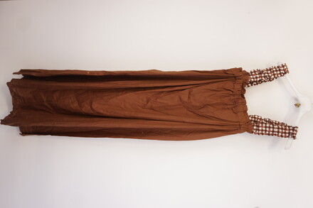 Garde-robe - Lang kleed - Bruin