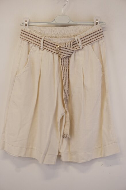Garde-robe - Short - Wit