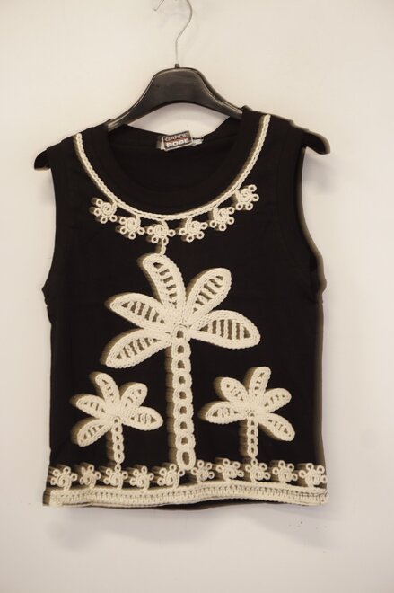 Garde-robe - T-shirt - Zwart
