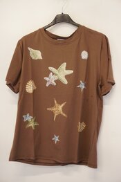 Garde-robe - T-shirt - Bruin