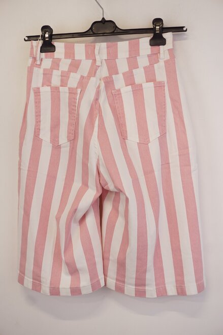 Garde-robe - Short - Roze