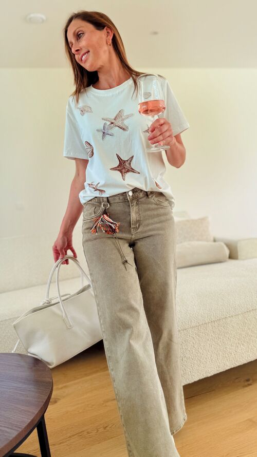 Casual Chic met Zeesterren-T-shirt en Wijde Broek