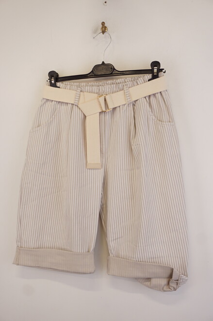 Garde-robe - Short - Beige