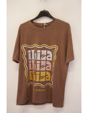 Garde-robe - T-shirt - Bruin