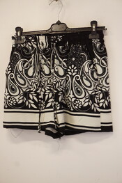 Garde-robe - Short - Zwart