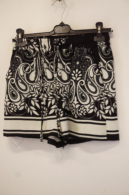 Garde-robe - Short - Zwart
