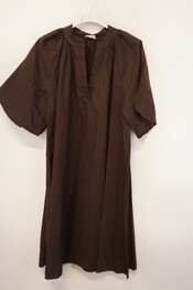 Garde-robe - Halflang Kleedje - Donker bruin