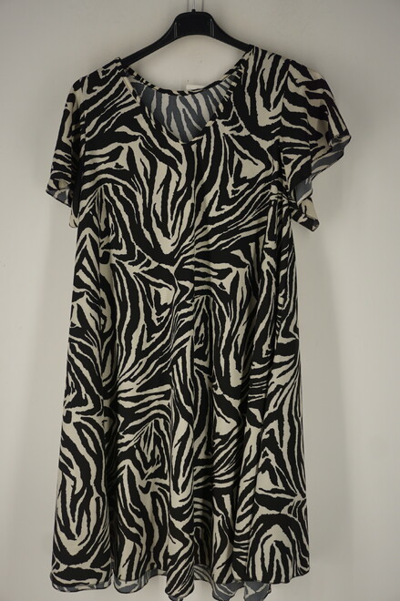 Garde-robe - Kort Kleedje - Zwart-wit