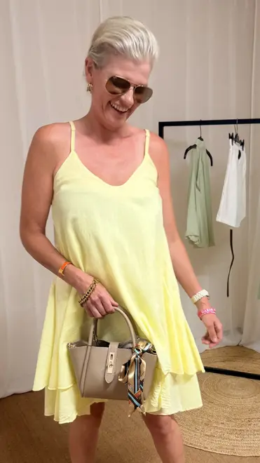 Garde-robe - Kort Kleedje - Geel