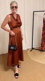 Garde-robe - Lang kleed - Donker oranje