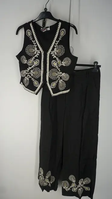Garde-robe - Blouse - Zwart