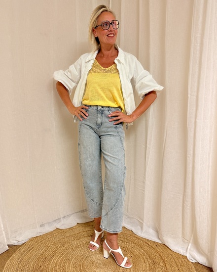 Sunshine Meets Denim