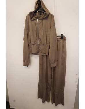 Garde-robe - 2-stuk - Taupe