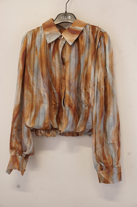 Garde-robe - Blouse - Taupe