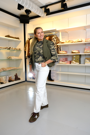 Khaki Cool X5019859.jpg