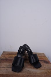 Garde-robe - Sandalen - Zwart