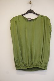 Garde-robe - T-shirt - Olijf-groen