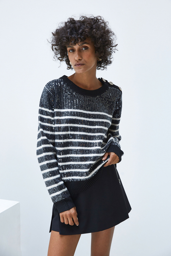 pull-21605hkt-1880.jpg