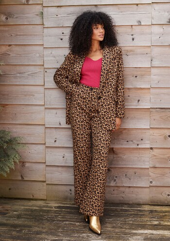 Ydence_lookbookfall_6.jpg